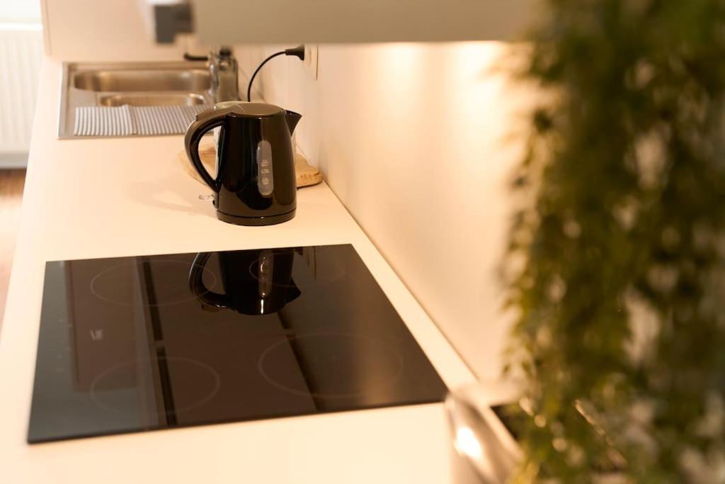 Hippie Chic ! Apartment มงส์ ภายนอก รูปภาพ