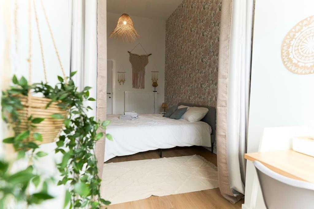 Hippie Chic ! Apartment มงส์ ภายนอก รูปภาพ