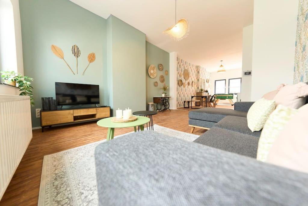 Hippie Chic ! Apartment มงส์ ภายนอก รูปภาพ