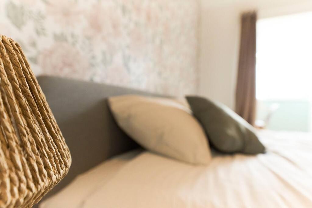 Hippie Chic ! Apartment มงส์ ภายนอก รูปภาพ