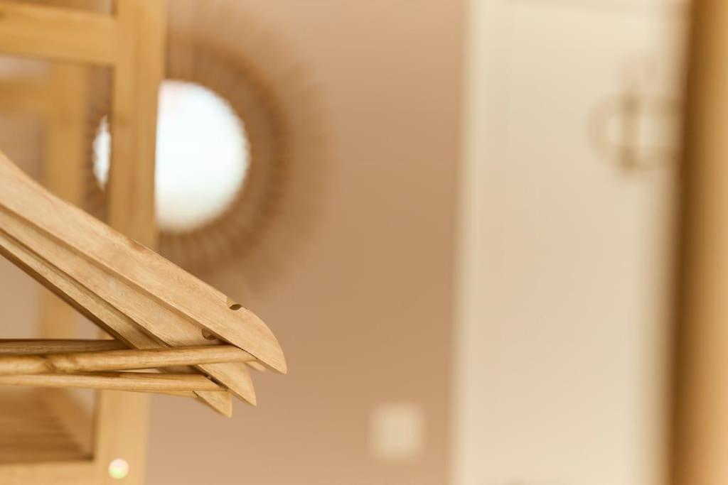 Hippie Chic ! Apartment มงส์ ภายนอก รูปภาพ